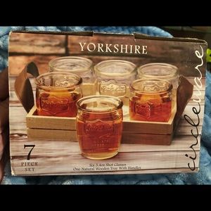🥃 7 piece Yorkshire shot glass set